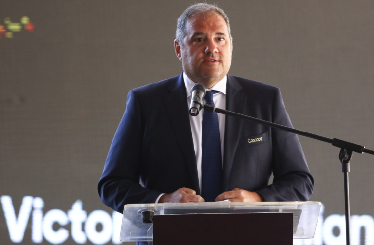 Montagliani는 Concacaf 회장으로서 새로운 4년 임기를 맡게 되면서 계속 건설할 것을 약속합니다.